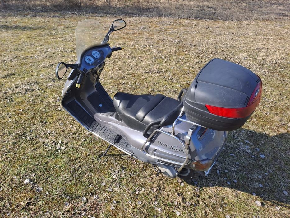 Skuter Piaggio Hexagon LX 125