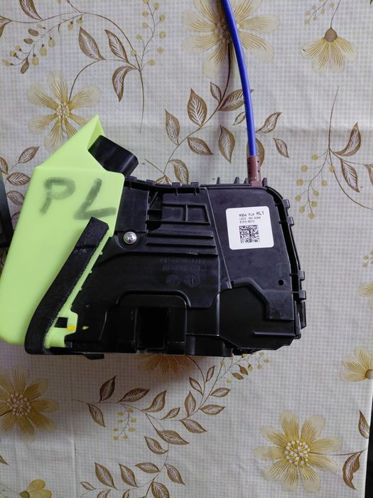 Zamek Drzwi Lewy Przód Przedni EU 81310-R2010 KIA SPORTAGE 5 V 21-25