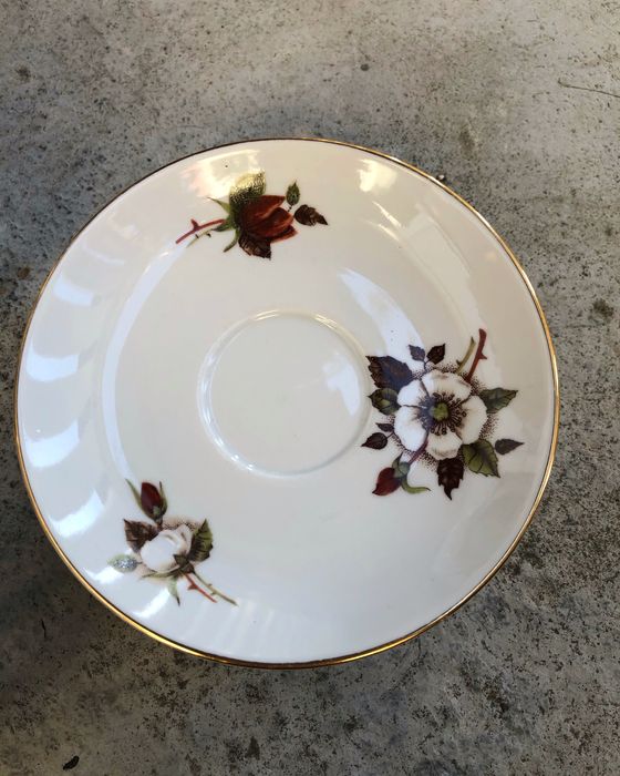 Porcelana Chodzież serwis kawowy talerzyki filiżanki porcelanowe antyk