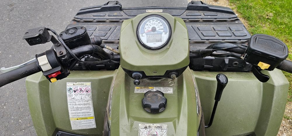 Traktorek 4x4 zamiana polaris Mocny quad do odśnieżania