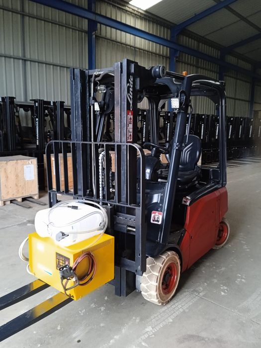 Empilhador Elétrico Linde E16C e E16P