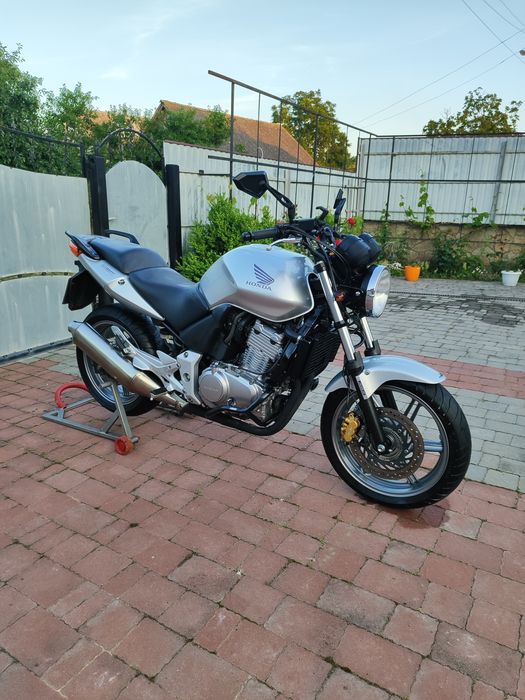 Honda cbf 500  2004 року
