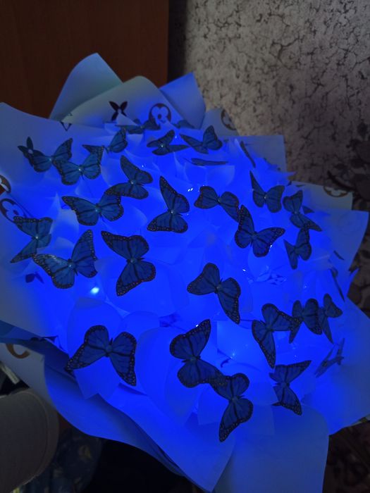 Букет з метеликів