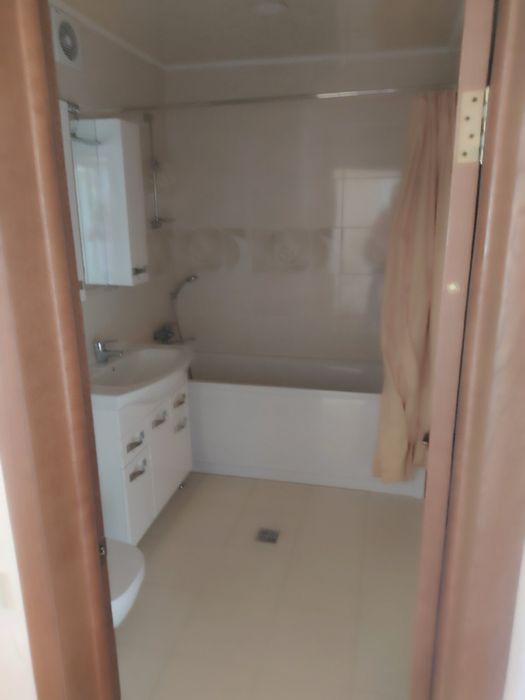 Оренда будинку можна для сім'ї під офіс Генератор