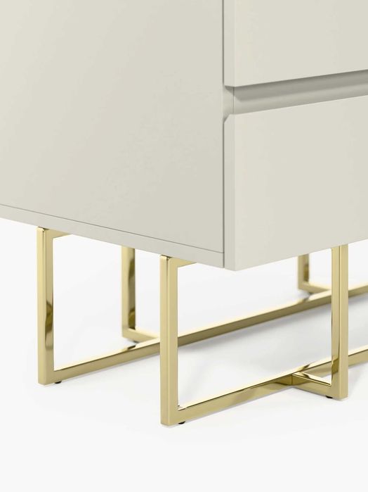 Komoda z drewna Joe (Westwing)