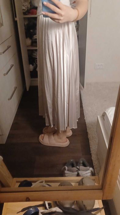 Нова міді спідниця