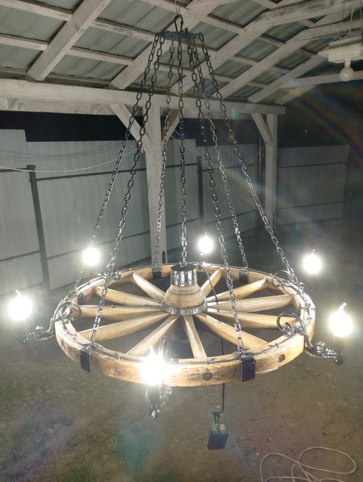 Люстра з дуба 90 см. ручна робота.