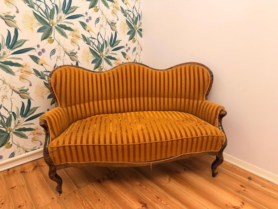 Zlota sofa 153 cm