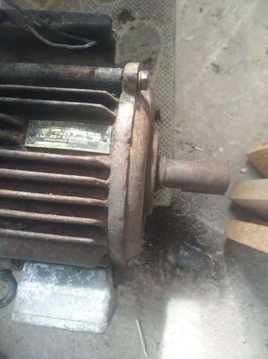 Електро двігатель