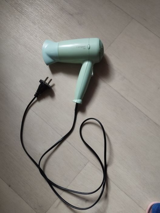 Фен компактний Philips