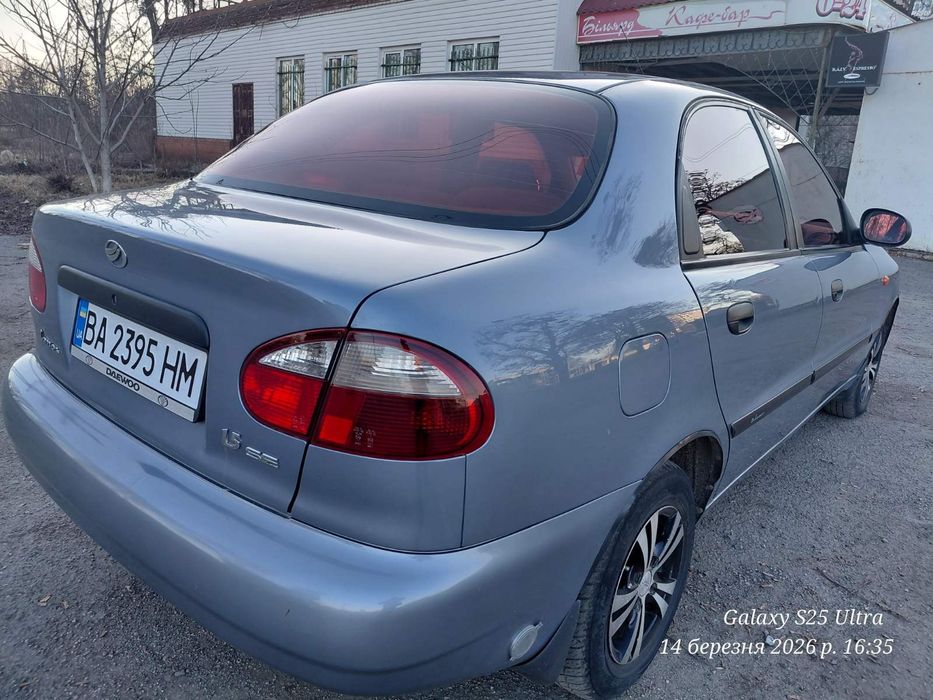Продам автомобіль Део Ланос.