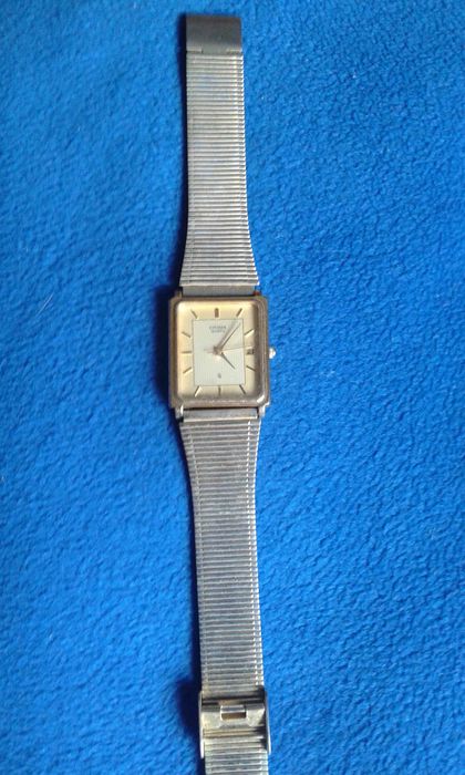 Relógio Citizen dourado - vintage