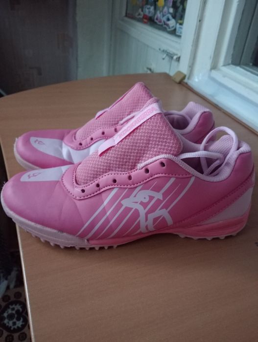 Кросівки для дівчинки