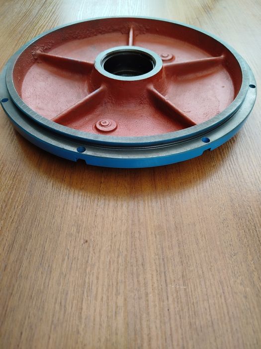 Кришка редуктора болгарського тельфера 2-3 т