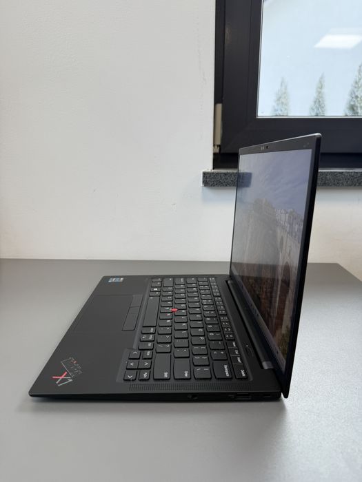 Lenovo ThinkPad X1 Carbon GEN 9 i7-1185G7 512GB 16GB FV