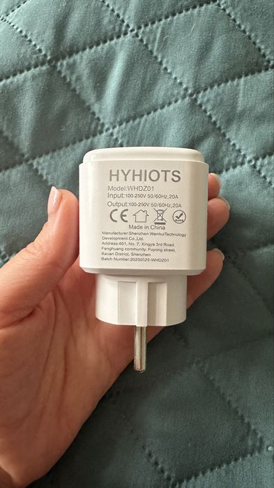 Розумна розетка / Smart plug