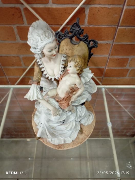 Boneca porcelana grande
