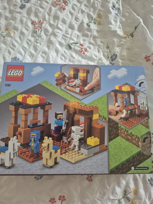 Nowe Lego Minecraft 21167 8+ Punkt Handlowy