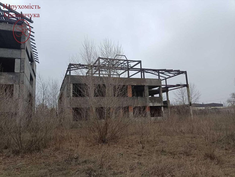 Продаж недобудованої будівлі в промзоні