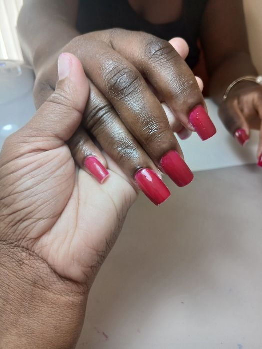 Unhas de gel linda por apenas 15euros