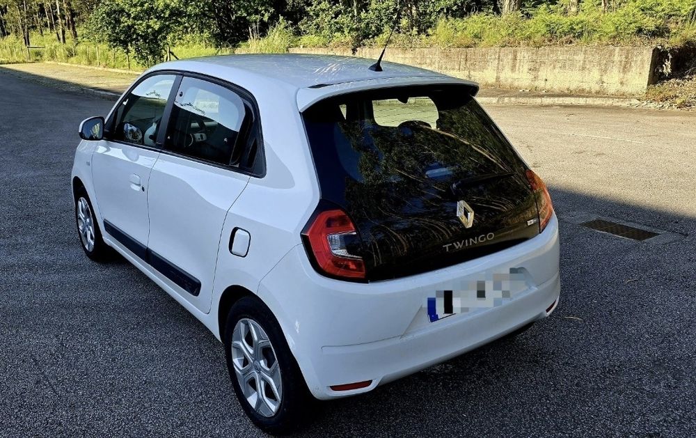 Twingo ZE eletrico COMO  NOVO.