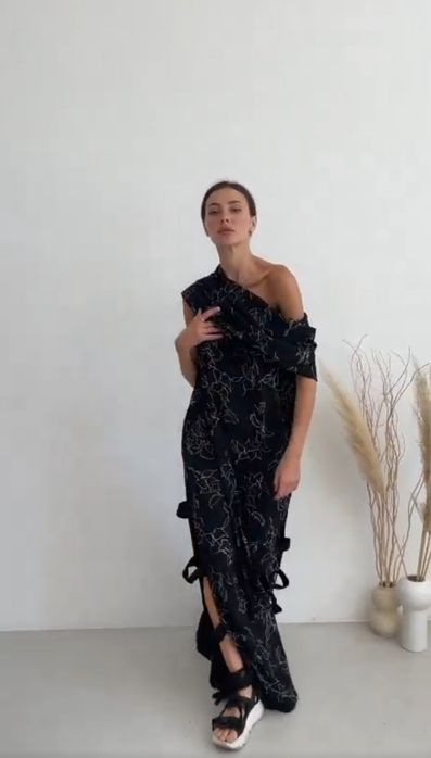 Літня сукня максі вільного крою