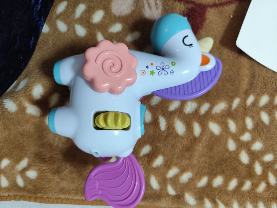 Продам набір іграшок 0+