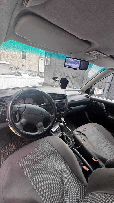 Volkswagen Golf 3 1.4 бенз 1997