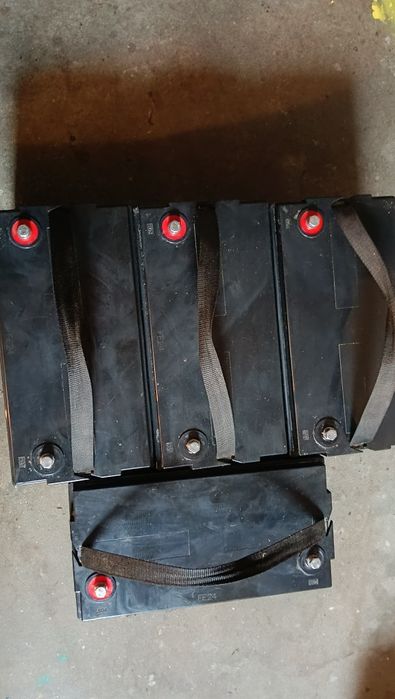 Akumulator 100Ah AGM