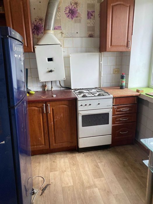 Продам 2-х кімнатну на Бульварі