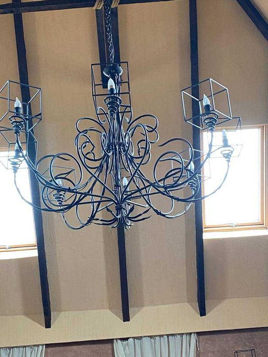 Люстра навісна металева в наявності 2шт по 5000грн