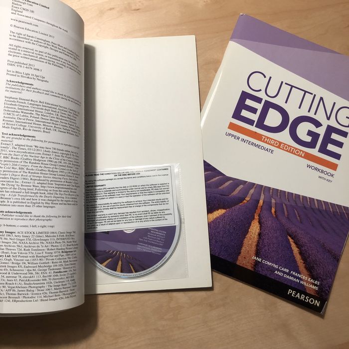 Manual Inglês Upper intermediate - Cutting Edge