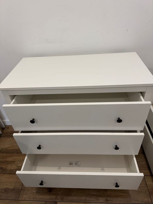 Cómoda IKEA Koppang