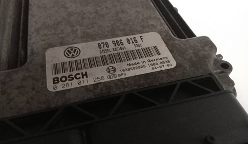 Centralina motor / ECU VOLKSWAGEN Touareg (7L)