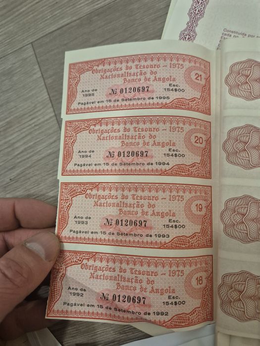 Obrigações do tesouro 1975