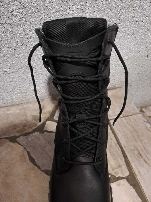 Czarne buty taktyczne