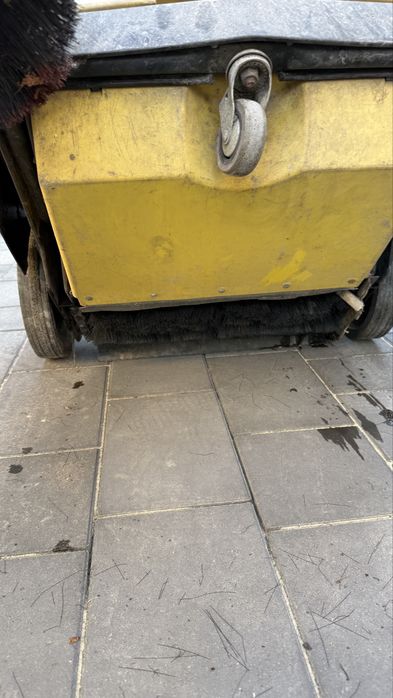 Zamiatarka karcher !!!