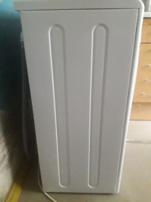 Стиральная машина indesit
