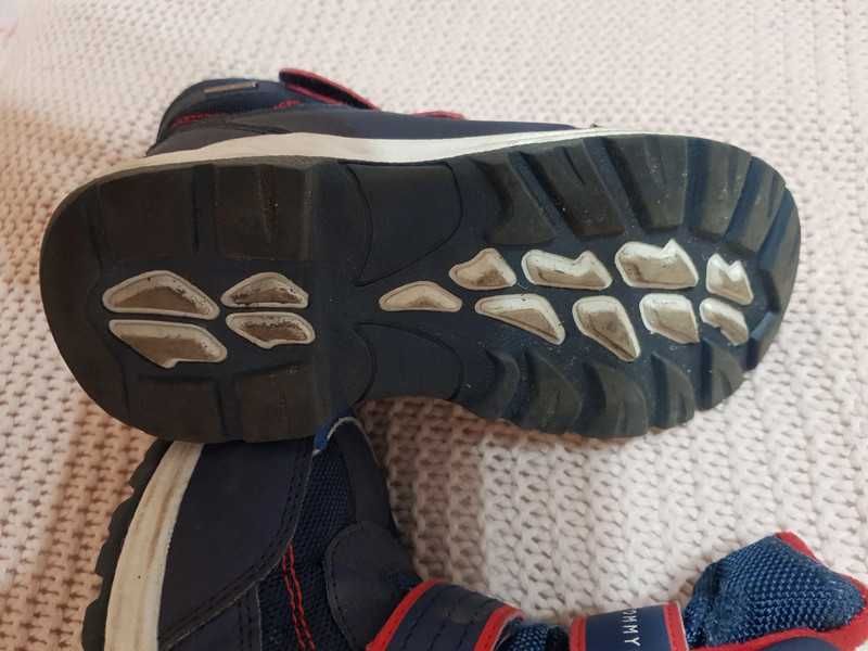 Tommy Hilfiger śliczne śniegowce 31