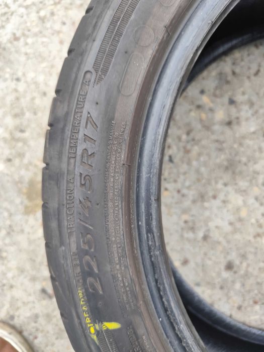 Opony 4 sztuki Dunlop 225/45/R17