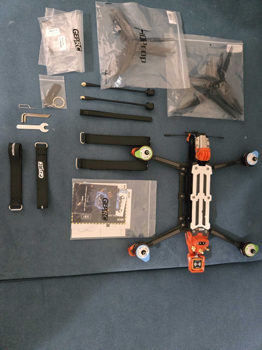 Dron GepRc MOZ 7 V2 - nowy