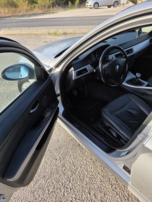 BMW e91 320d 163cv