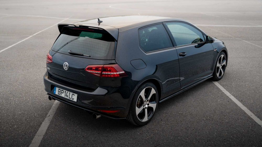 Volkswagen Golf VII GTI DSG — photo 5
