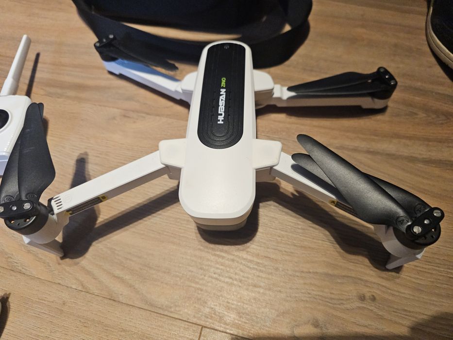Dron Hubsan Zino
