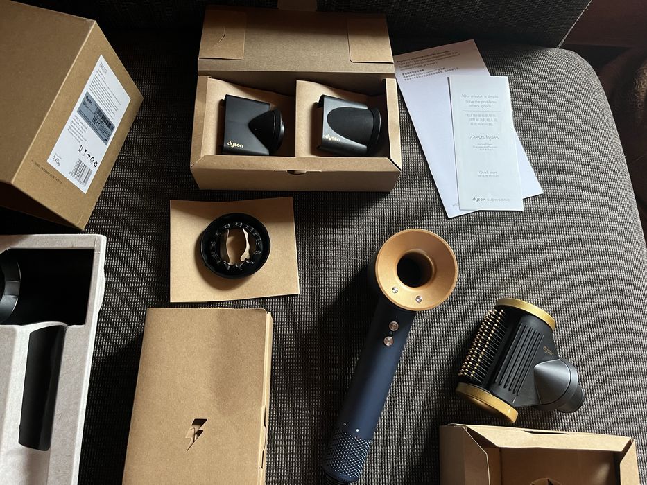 Vendo Secador Dyson SuperSonic GoldBlue - novo com caixa