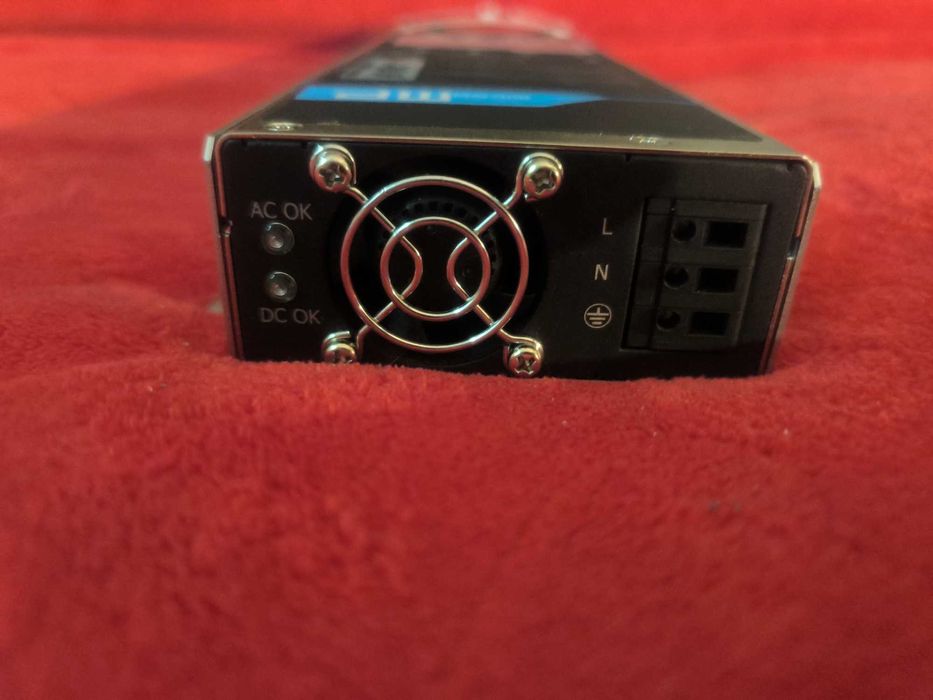 Zasilacz modułowy Artesyn uMP4T-S2F-S2L-S2Q-IQQ-00 – 600 W
