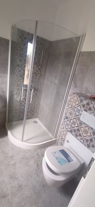 Usługi remontowe  - łazienki - stiuki weneckie  - wolne terminy !