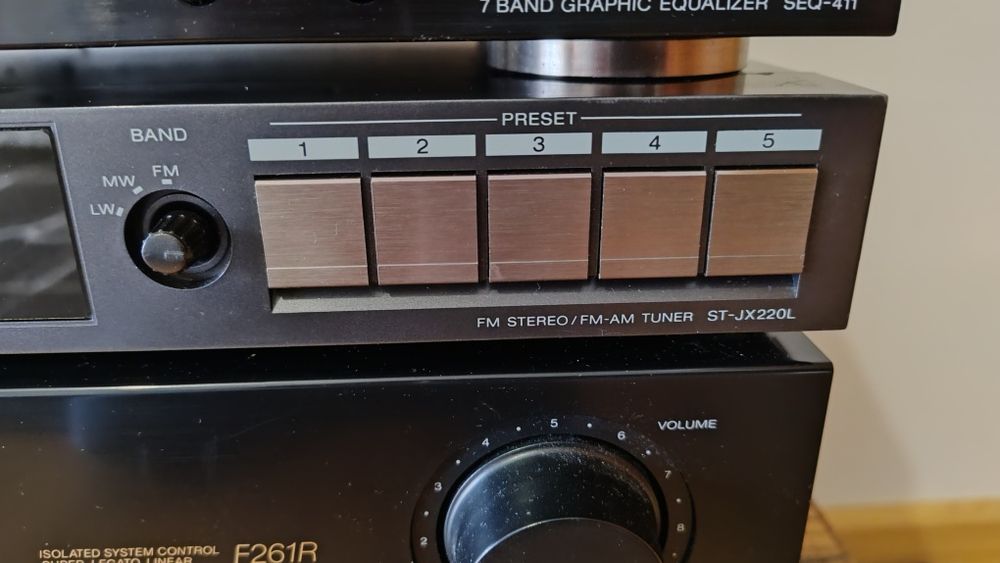 Tuner Sony ST-JX220L