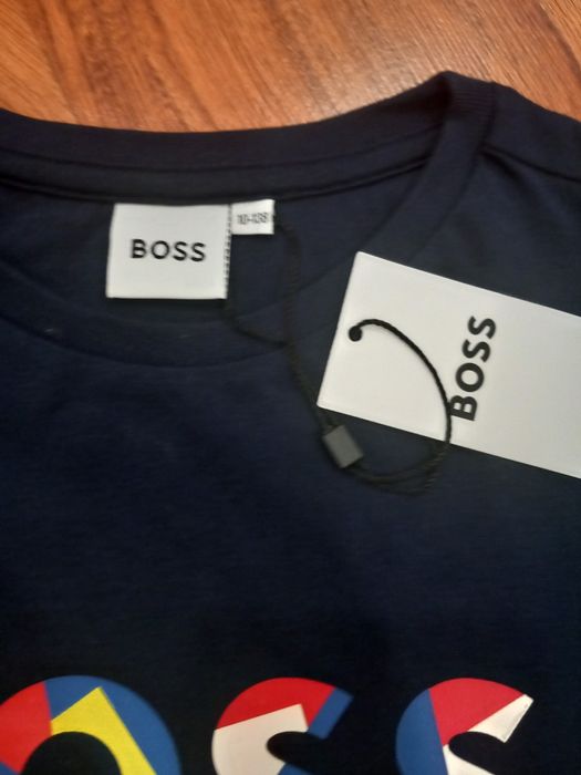 T-shirt Boss 10A nova