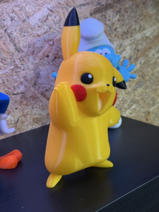 Figura Pikachu 20cm